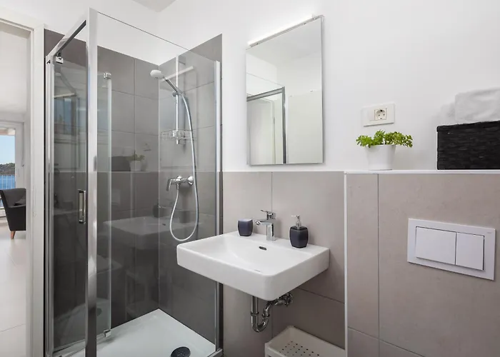 Capecarol * Rogoznica (Sibenik-Knin)